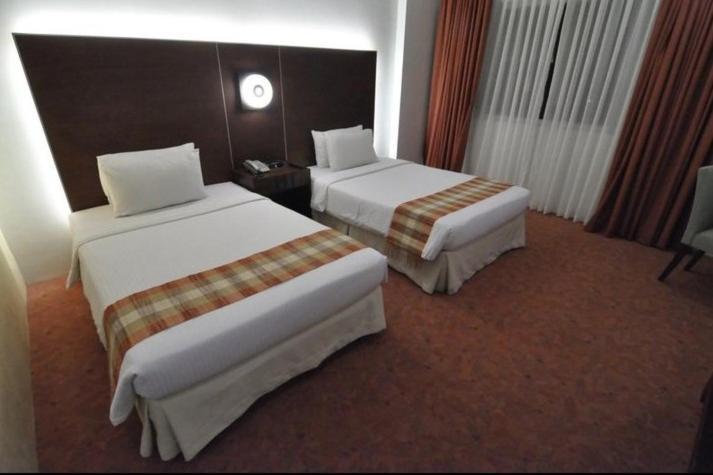 Casablanca Suites Legazpi Exteriér fotografie